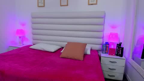 tatiana_arboleda online show from 10-27-25, 11:03