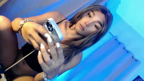 ANDREA online show from 06-18-26, 02:43