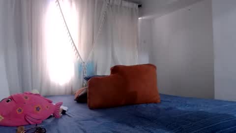 Snapshot of tatianagiraldo12 chatting on 03-08-25, 08:35 tatiana giraldo online show from 03-08-25, 08:35