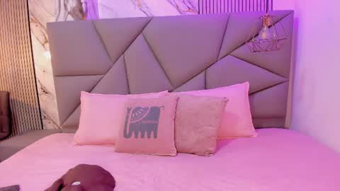 Snapshot of tatihornyy chatting on 07-16-26, 11:05 TATI online show from 07-16-26, 11:05