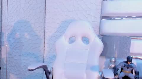 tatilee online show from 12-22-25, 12:46