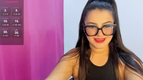 Snapshot of tatissdeliciuss chatting on 05-01-26, 03:00 Tatiss online show from 05-01-26, 03:00
