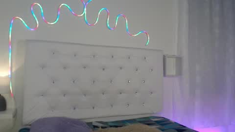 tatix online show from 10-06-25, 01:19