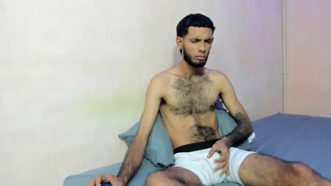 Snapshot of tatto_destroyer chatting on 04-04-26, 04:44 Fernando online show from 04-04-26, 04:44