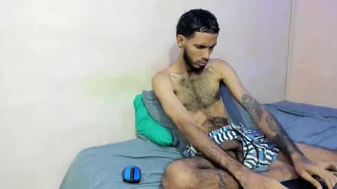 Snapshot of tatto_destroyer chatting on 04-17-26, 12:46 Fernando online show from 04-17-26, 12:46