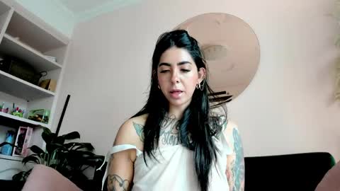 Nathalie Hardy  online show from 06-09-26, 11:55