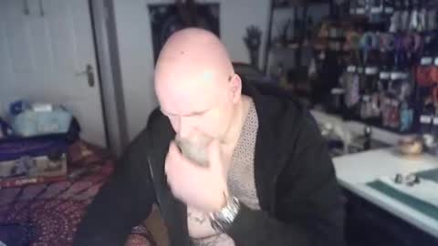 Snapshot of tattooeddilf01 chatting on 12-17-25, 11:22 Tattooeddilf 01 online show from 12-17-25, 11:22