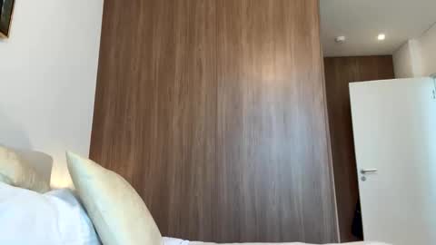 tattooedlucy_ online show from 05-01-26, 04:50