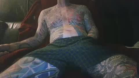 Snapshot of tattooguyatl chatting on 01-12-25, 03:49 tattooguyatl online show from 01-12-25, 03:49