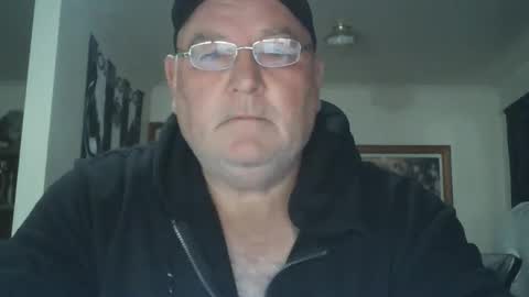 Snapshot of tattzsexy chatting on 11-14-25, 11:02 tattzsexy online show from 11-14-25, 11:02