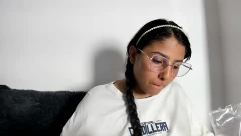 Tatiana Gomez online show from 05-12-26, 03:25