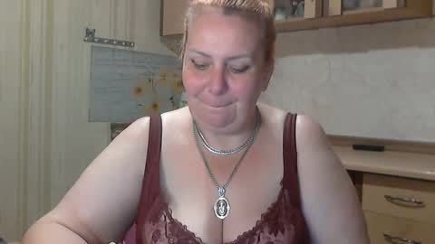 Snapshot of tatyanka_ chatting on 11-18-25, 04:39 tatyanka_ online show from 11-18-25, 04:39