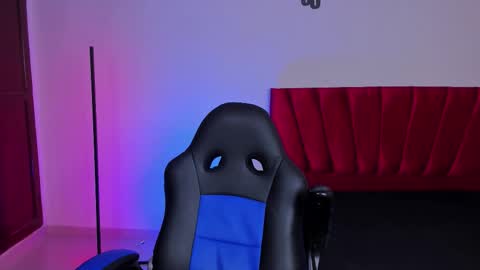 tau_montes online show from 12-16-25, 01:27