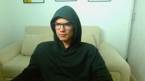 Snapshot of taurus4k chatting on 01-26-25, 10:57 taurus4k online show from 01-26-25, 10:57