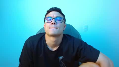 Snapshot of taurus4k chatting on 02-13-25, 12:24 taurus4k online show from 02-13-25, 12:24