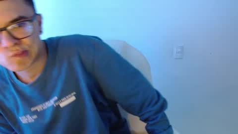 Snapshot of taurus4k chatting on 11-09-25, 09:46 taurus4k online show from 11-09-25, 09:46