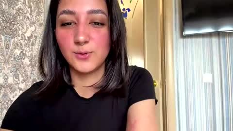 Riza online show from 05-19-26, 07:04