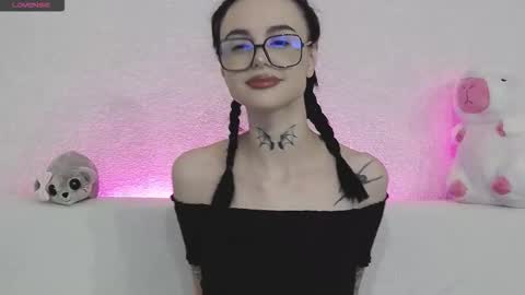 Taya online show from 11-24-25, 05:56