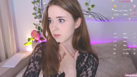 Tayasha online show from 10-28-25, 03:25