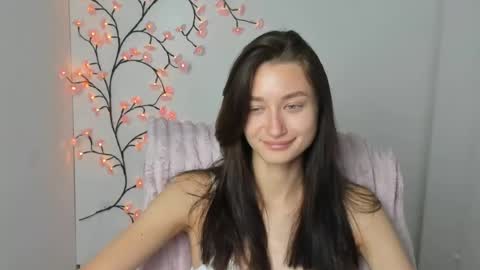 Snapshot of tayavibe chatting on 07-31-26, 06:35 Taya online show from 07-31-26, 06:35