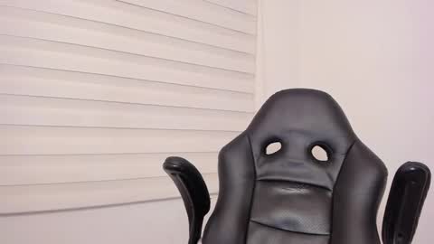 Tyler online show from 01-18-25, 03:20