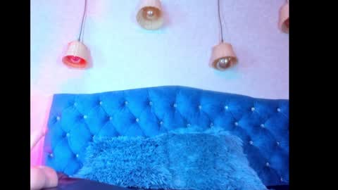 Taylor Duran. online show from 01-09-25, 12:09