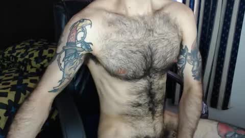 Snapshot of taylor__06 chatting on 10-24-25, 06:15 Taylor online show from 10-24-25, 06:15