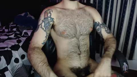 Snapshot of taylor__06 chatting on 11-01-25, 11:40 Taylor online show from 11-01-25, 11:40