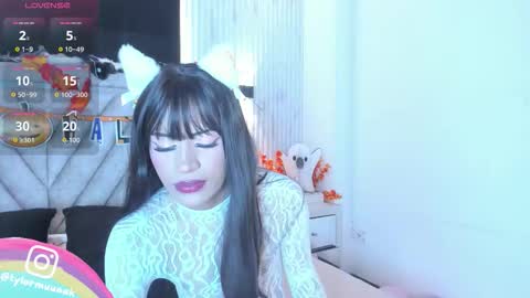 Taylor Harveey online show from 10-25-25, 09:09