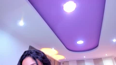 Taylor  online show from 02-26-26, 09:03