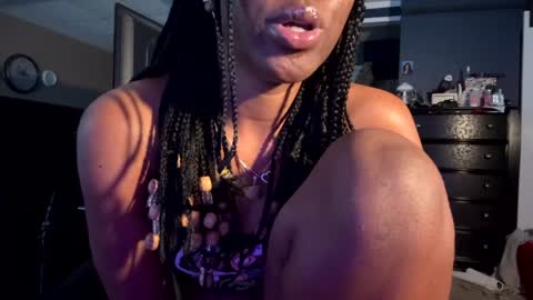 Taylor online show from 12-30-24, 09:19