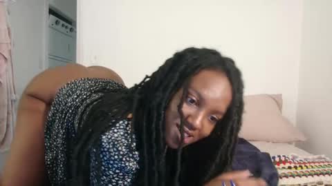 Snapshot of taylorsosweets chatting on 04-29-26, 06:36 Taylor online show from 04-29-26, 06:36