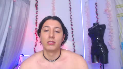 Taylorsweet1111 online show from 07-11-26, 07:55
