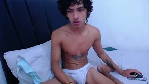 Snapshot of tayronx33 chatting on 01-26-25, 02:30 Tayron online show from 01-26-25, 02:30