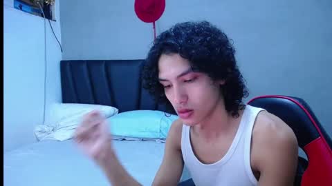 Tayron online show from 11-11-25, 05:02