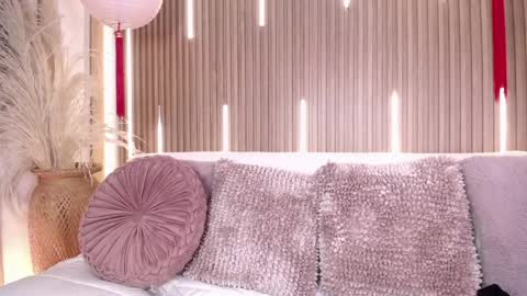 Sofia online show from 04-24-26, 09:06