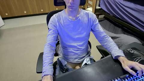 Snapshot of tbone_93 chatting on 10-29-25, 12:24 Tbone online show from 10-29-25, 12:24