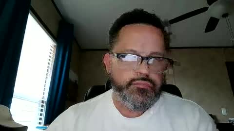 Snapshot of tdhawk87 chatting on 01-13-26, 08:14 tdhawk87 online show from 01-13-26, 08:14