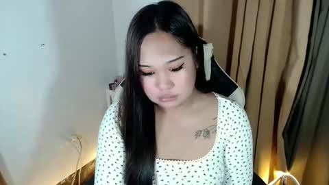 Christine online show from 02-19-26, 05:25