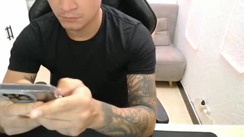 DYNAMITE DUO69 online show from 02-10-26, 12:42