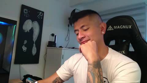 DYNAMITE DUO69 online show from 04-10-26, 11:37