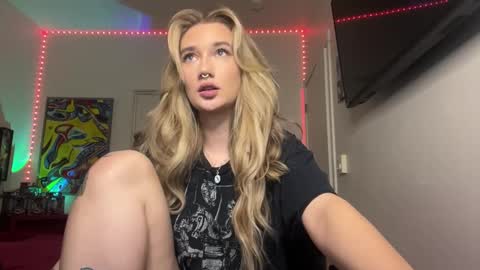 Katy online show from 03-10-25, 04:28