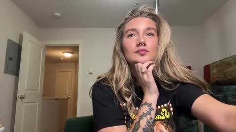 Katy online show from 10-18-25, 02:25