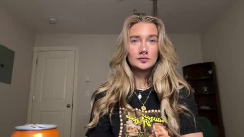 Katy online show from 11-16-25, 03:23