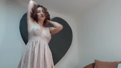 Snapshot of teasexpert4444 chatting on 06-17-26, 06:38 ALICIA--- online show from 06-17-26, 06:38