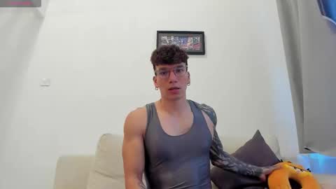 Snapshot of teban_fuckboy chatting on 03-16-26, 06:39 Esteban online show from 03-16-26, 06:39