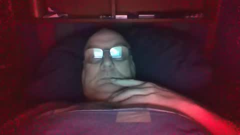 Mark online show from 10-12-25, 06:12
