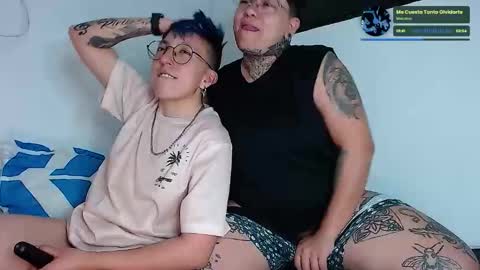 Snapshot of techno_420 chatting on 09-09-25, 03:17 Charlee He online show from 09-09-25, 03:17