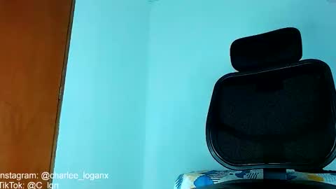 Snapshot of techno_420 chatting on 10-02-25, 11:06 Charlee He online show from 10-02-25, 11:06