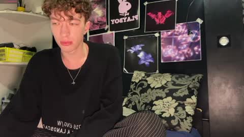 Alice     online show from 04-23-26, 12:34